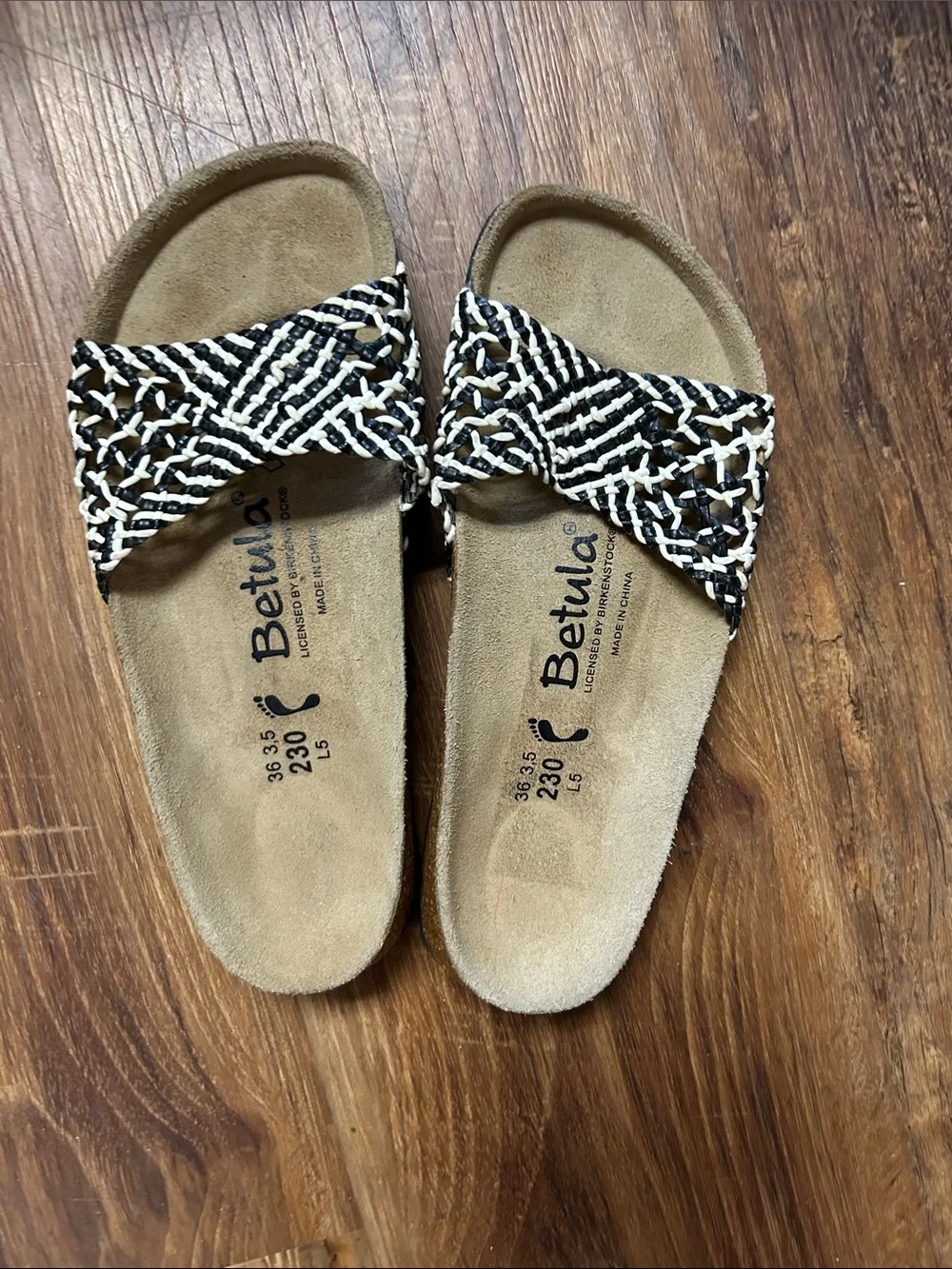 Betula Women's Black & White Woven Slide Sandals